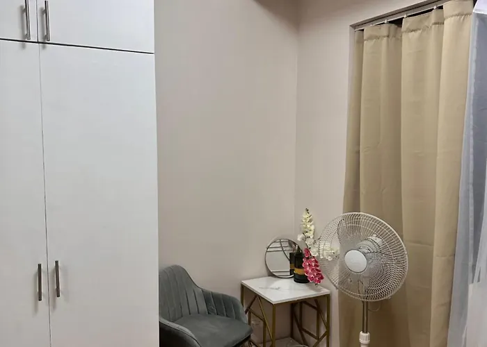 Cozy In Taguig Apartamento