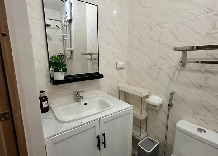 Cozy In Taguig Apartamento *